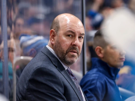 Special time for Moose assistant coach Eric Dubois, with his son joining Jets organization