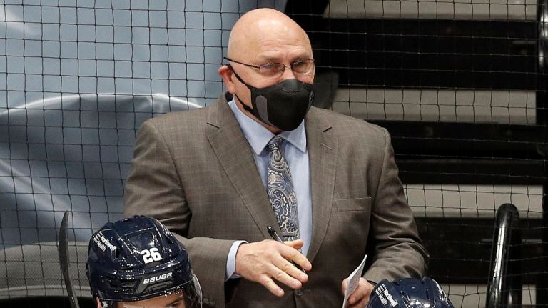 Islanders’ Barry Trotz, aging wisely, coaches his 1,700 game in the NHL