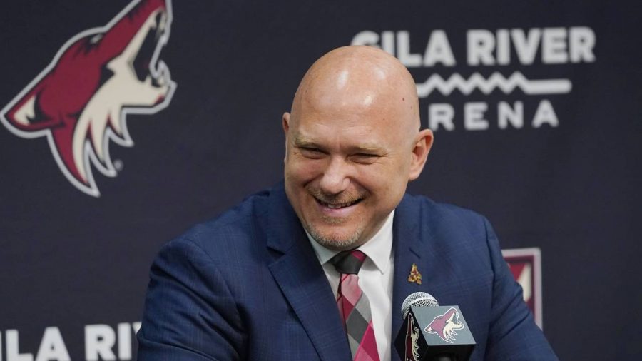 Coyotes’ Andre Tourigny to stay in present in 1st year as NHL head coach