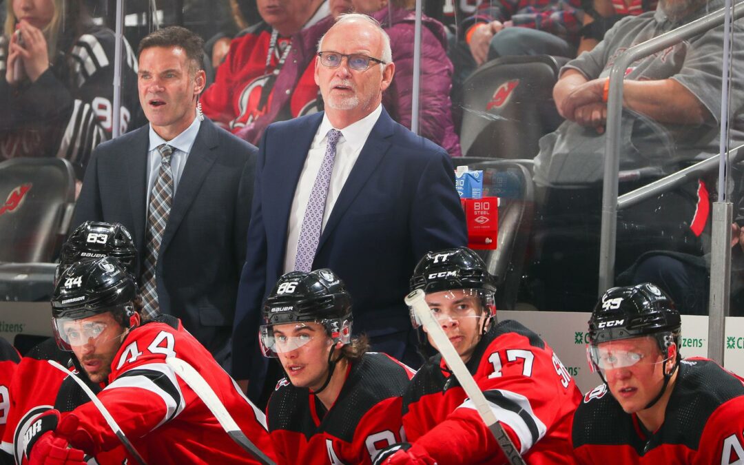Ruff continues to adapt, becomes fifth NHL coach to win 800 games
